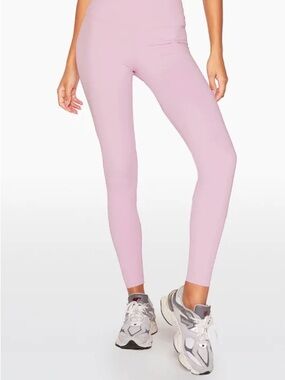 SET Active LUXFORM® LEGGINGS  and Ballet band bra set in COWGIRL